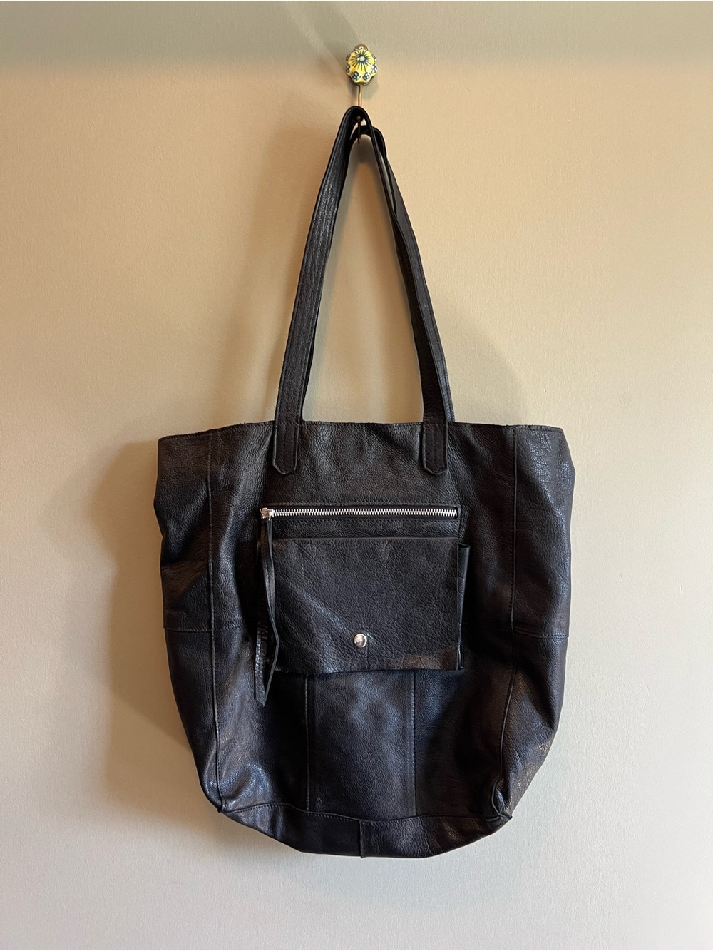 Day & Mood Black Leather: Heather Tote